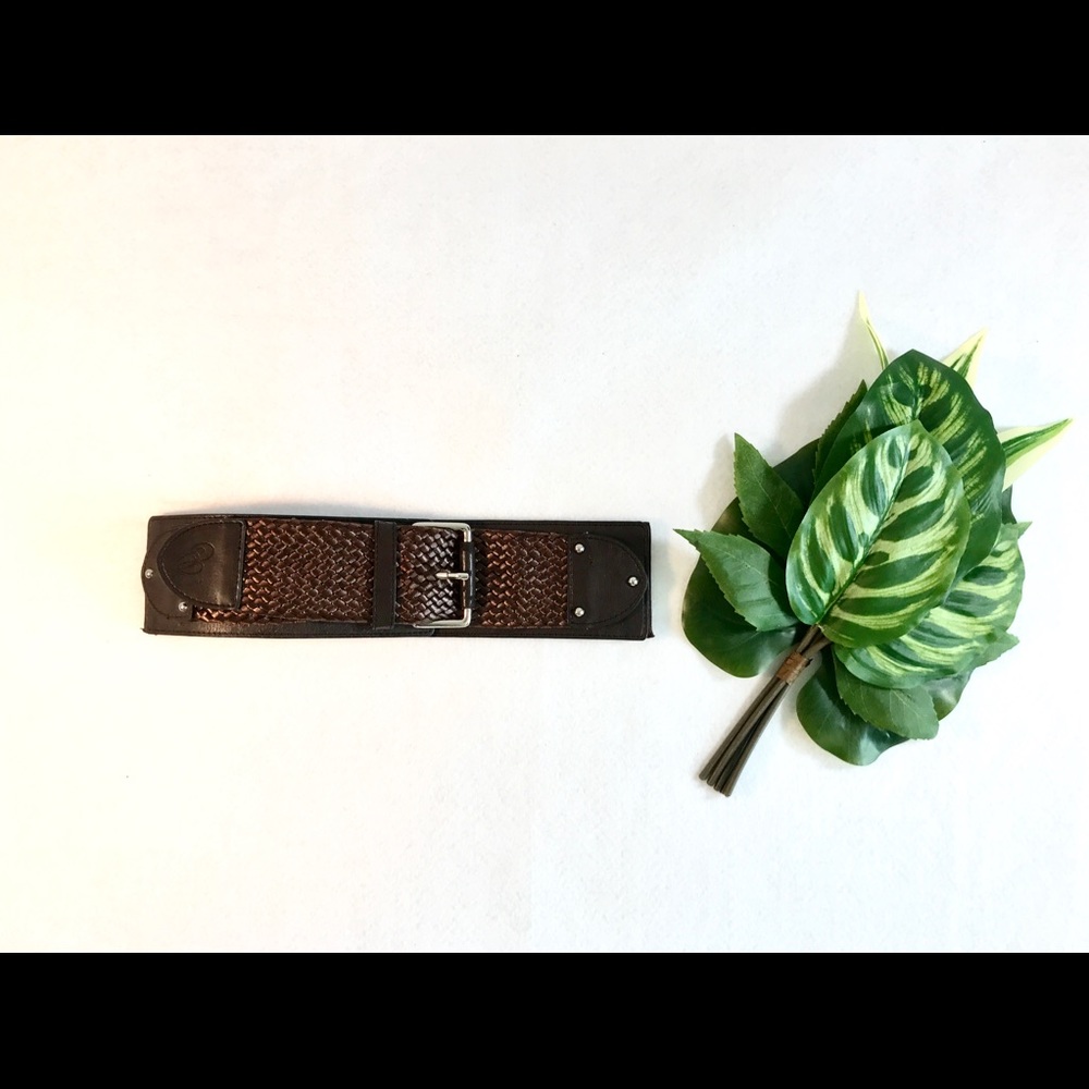 Guess belt